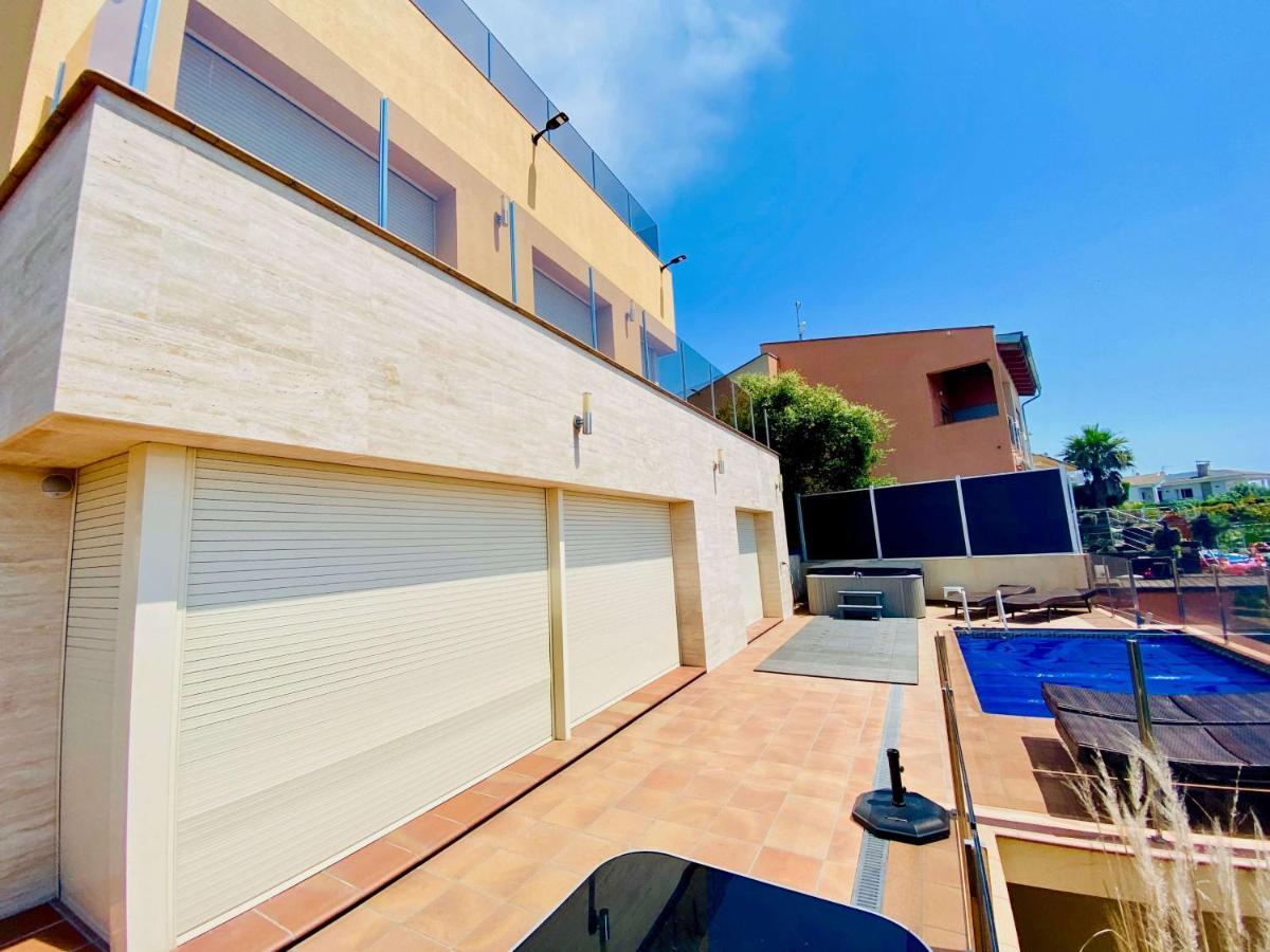 Luxury Villa Investingspain With Sea Views, Pool And Jacuzzi Lloret de Mar Dış mekan fotoğraf